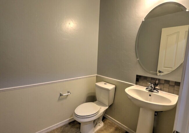 Building Photo - Rancho Sahuarita