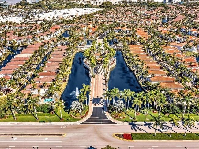 Building Photo - 20780 NE 32nd Ave