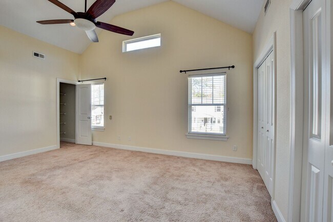 Building Photo - 4923 Krick St