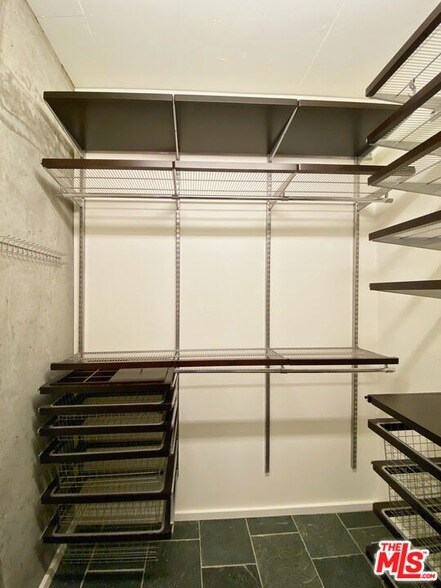 Building Photo - 1155 S Grand Ave