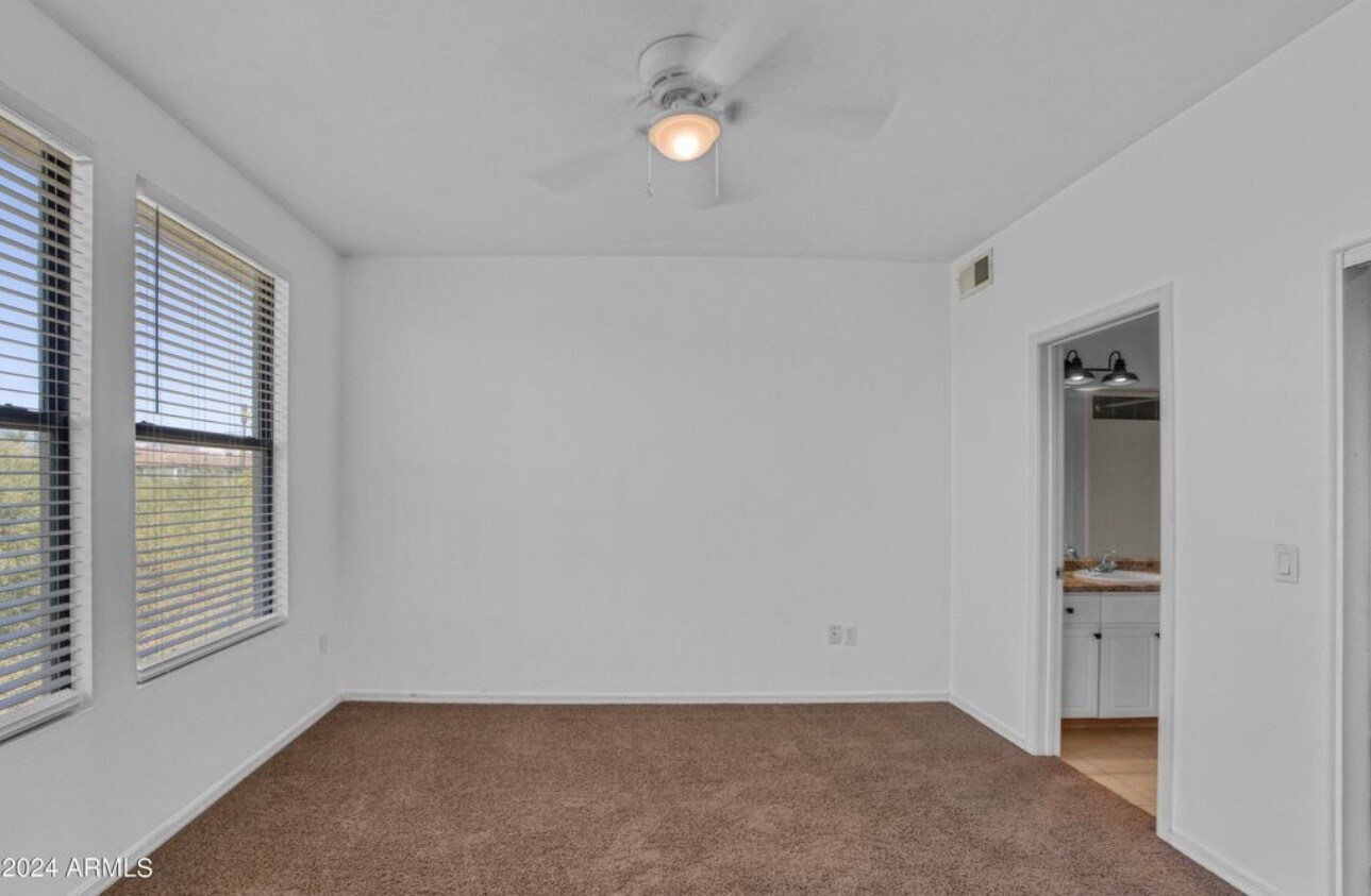 Building Photo - 6900 E Princess Dr