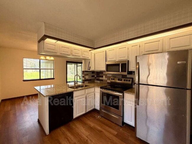 Building Photo - 4655 Trevi Dr