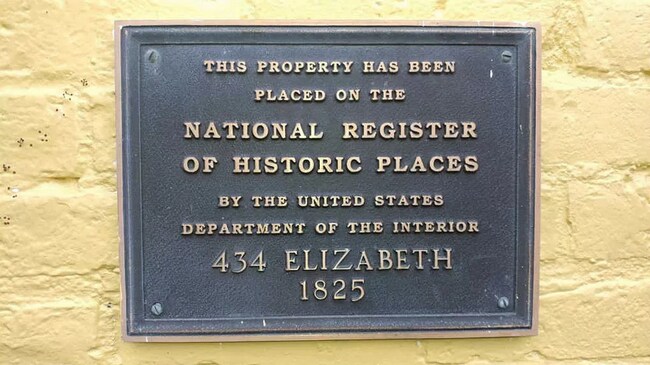 Building Photo - Elizabeth Street