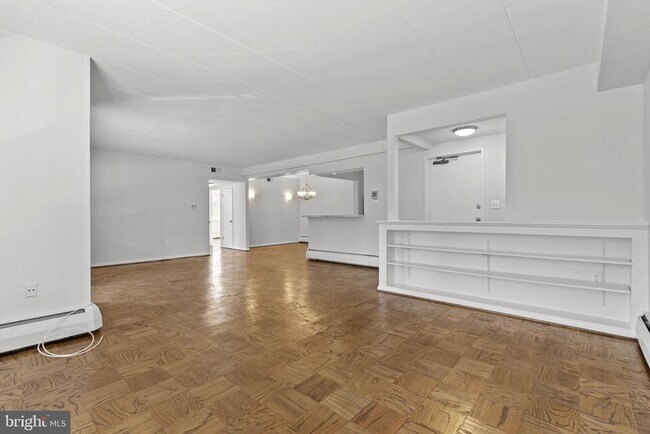 Primary Photo - 6301 N Charles St