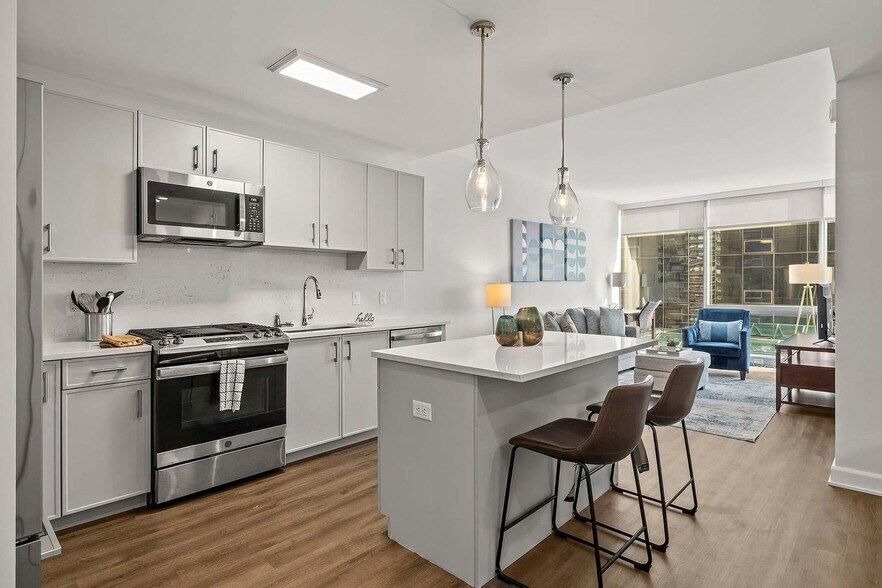 Building Photo - 355 Atlantic St