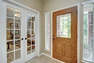 Building Photo - 3 Gilded Crest Ct