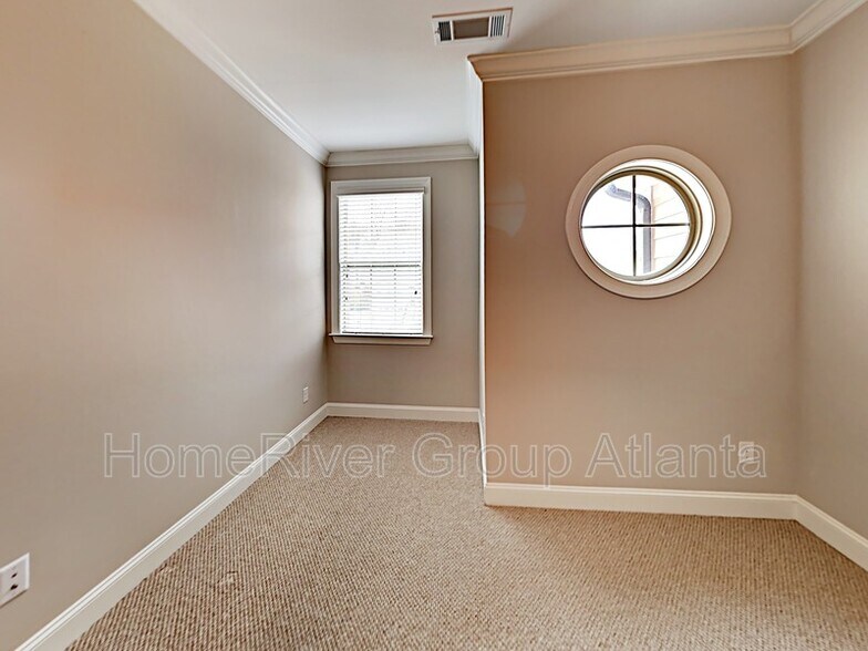 Building Photo - 2342 Willington Shoals Pl