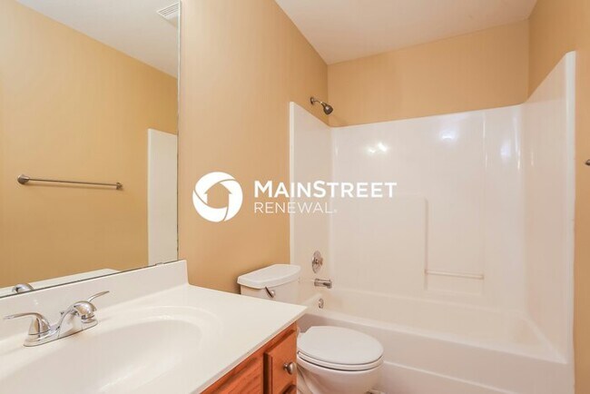 Building Photo - 3 Bedroom Pet-Friendly Home in Pleasant Hill, MO with Main Street Renewal