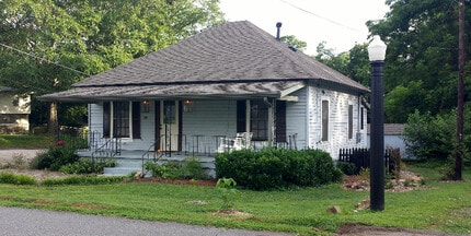Building Photo - 135 Marble Mill Rd NW