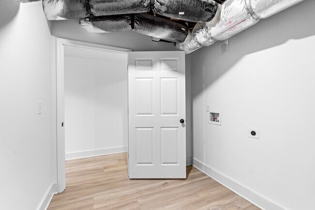 Building Photo - 28 Douglas Dr