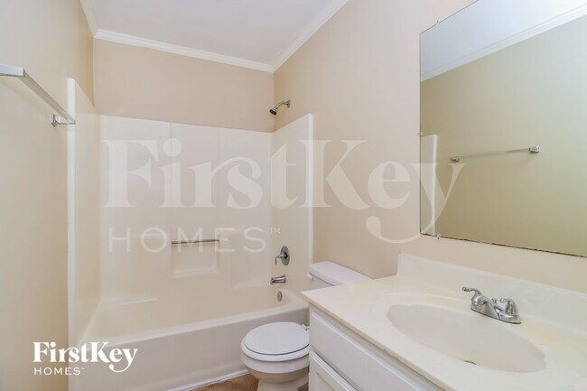 Building Photo - 5722 Lambrook Ct