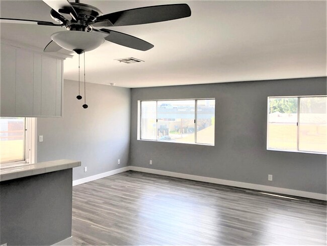 Building Photo - 2756 S Sepulveda Blvd