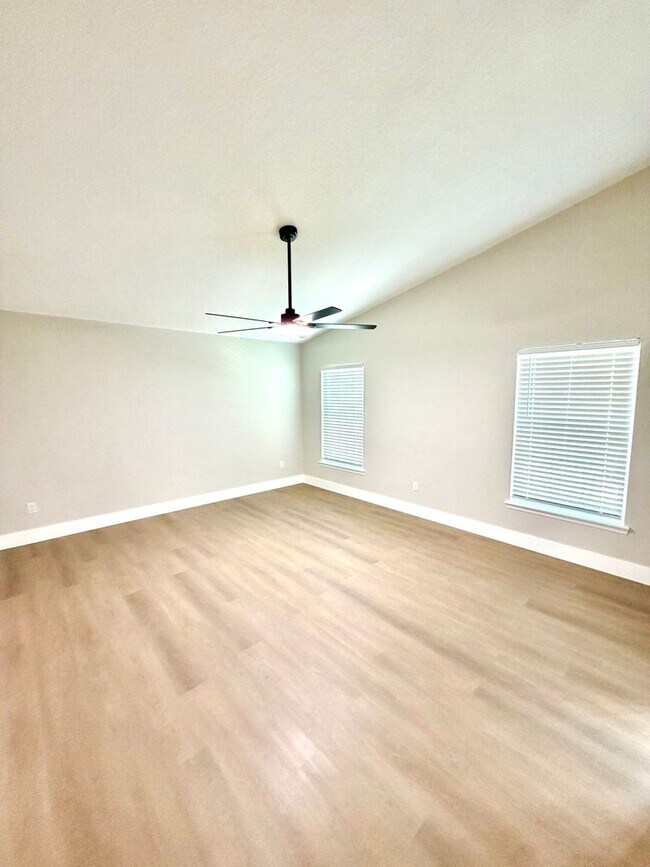 Building Photo - Winter Park 3/2 - GREAT CONDITION