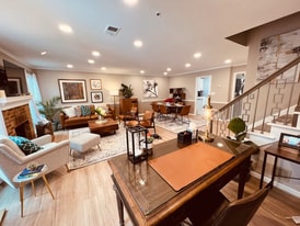 Building Photo - 586 Saint James Walk SE