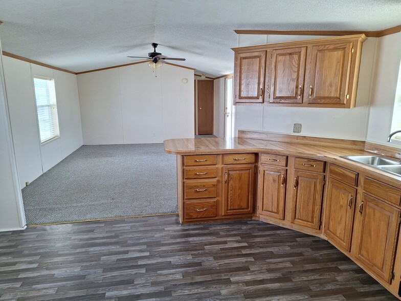 Building Photo - 4727 Timber Pine Dr