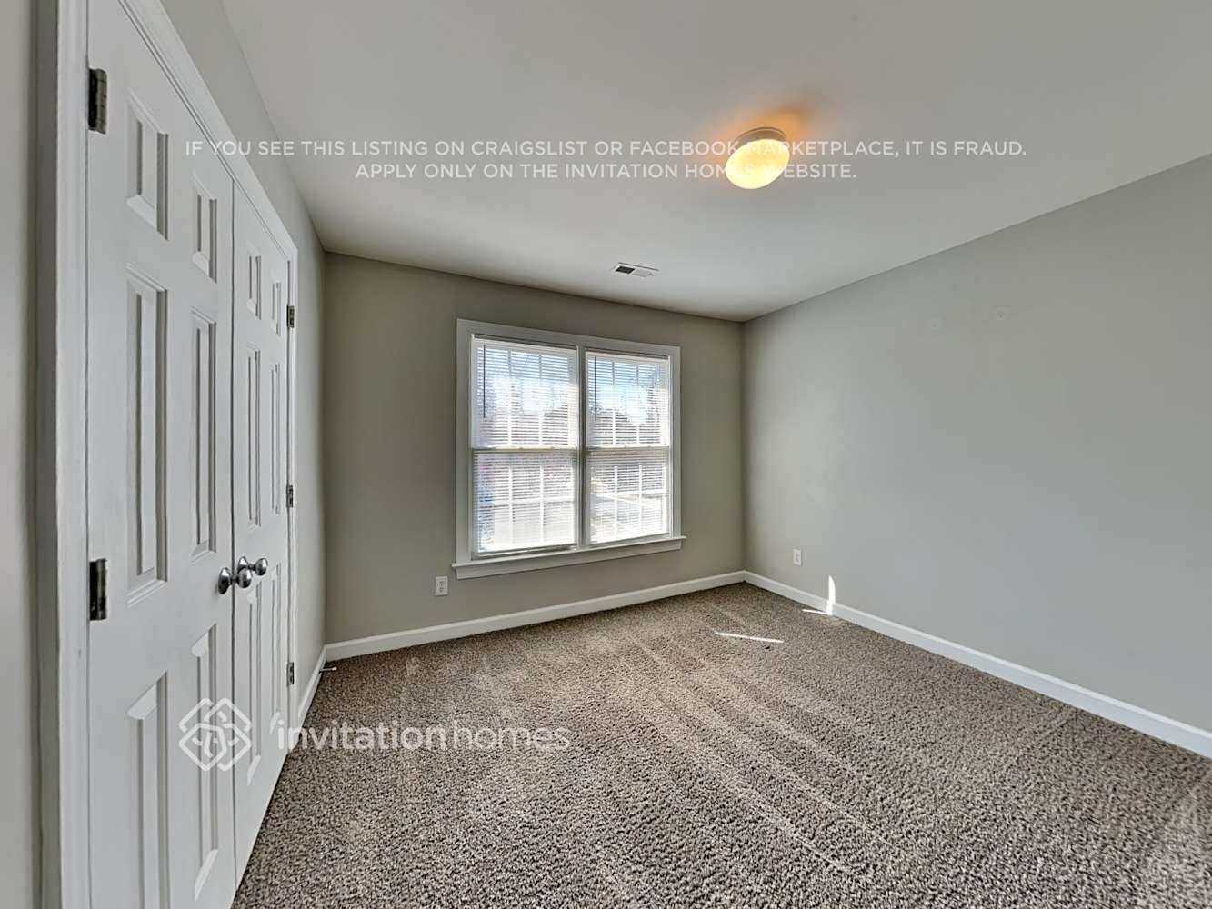 Building Photo - 1001 Crystal Water Dr