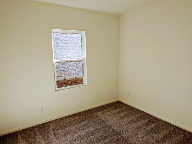 Building Photo - 2609 Silver Leaf Ln