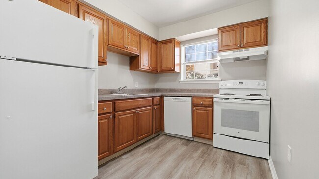 Floorplan - Waters Edge Apartments