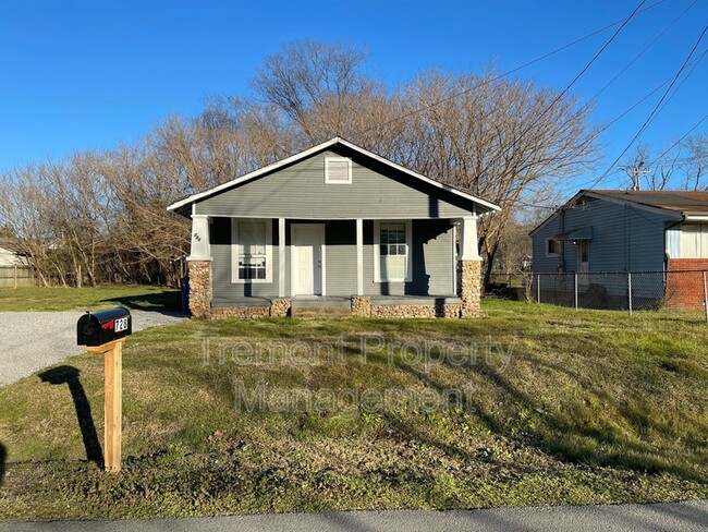Building Photo - 728 Indian Ave