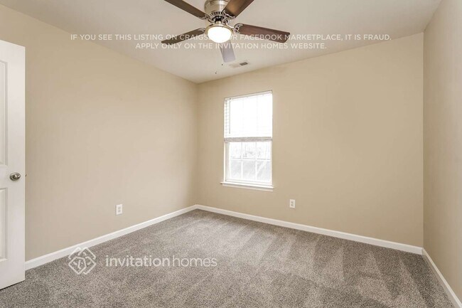 Building Photo - 849 Hedgepath Terrace