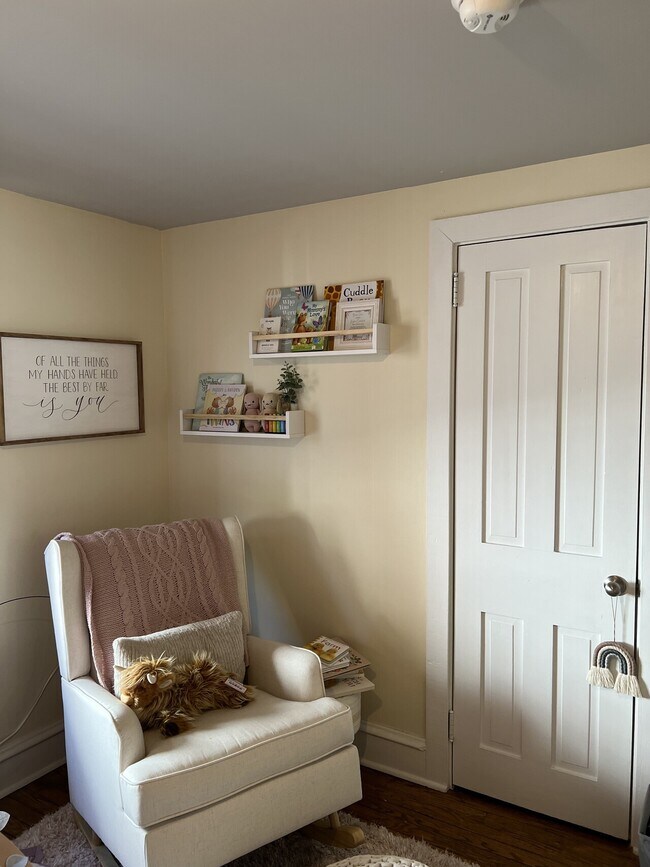 Building Photo - 119 S. Furnace St.