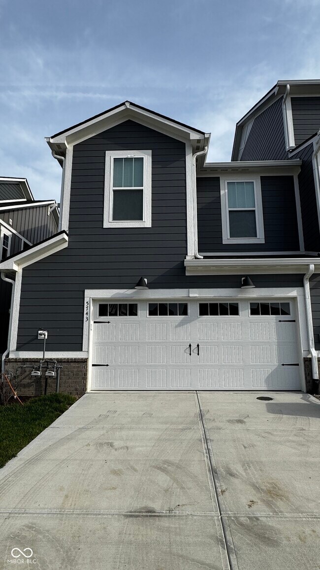 Building Photo - 5743 W 750 N