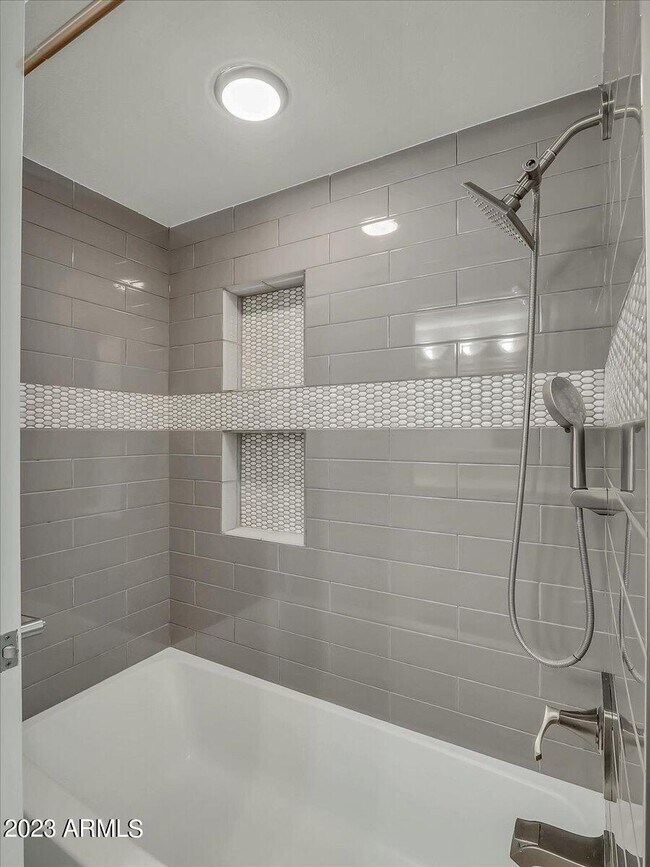 Building Photo - 3351 E Las Rocas Dr