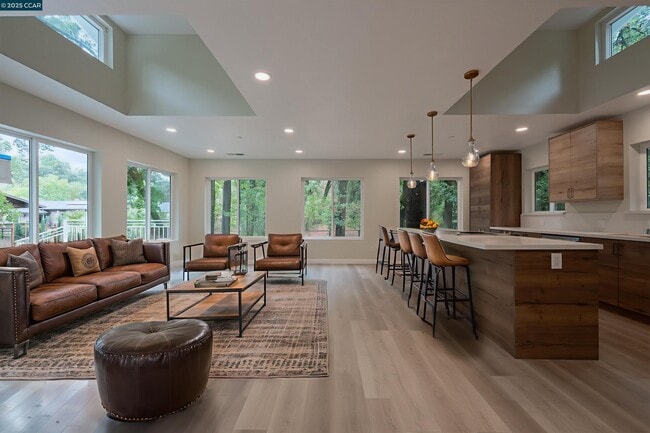 Building Photo - 1244 Stone Valley Rd