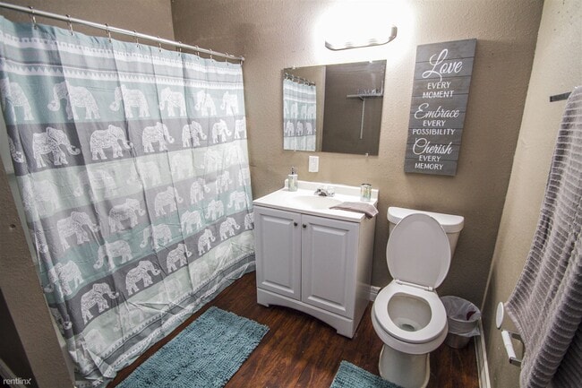 Building Photo - 1214 Florida St