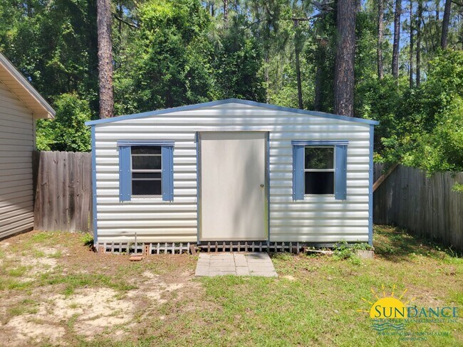 Building Photo - Immaculate 3 Bedroom Santa Rosa Beach Home!