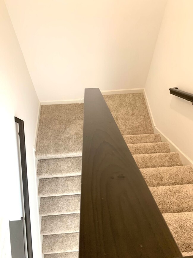 Building Photo - 1914 Prospect Ln