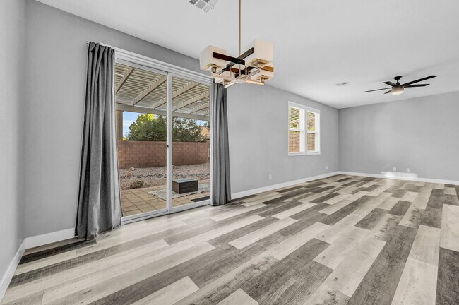 Building Photo - Charming 3-Bedroom Two-Story Home in Gated...
