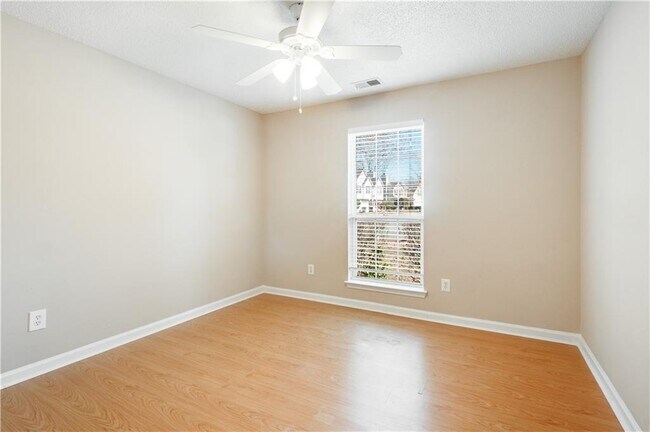 Building Photo - 4209 Zephyrhills Dr