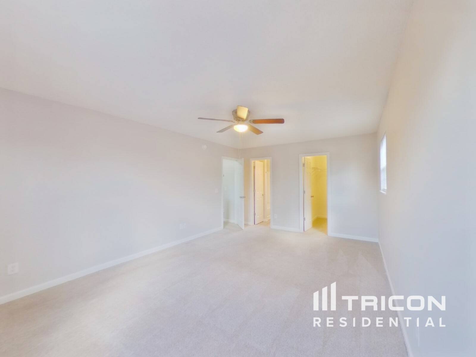 Building Photo - 131 Quiet Grove Dr