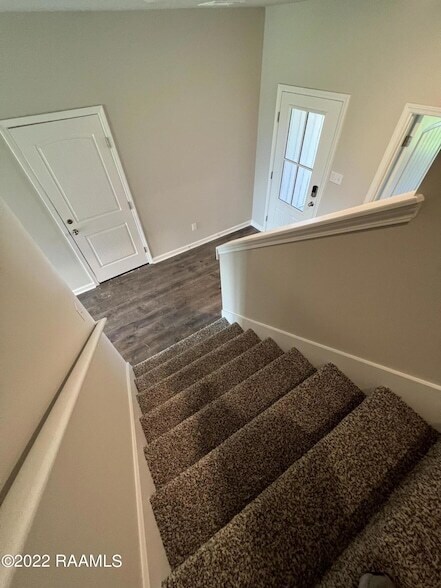 Building Photo - 213 Garden Oaks Ave