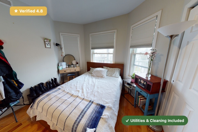 Building Photo - Furnished Private Bedroom in East Boston