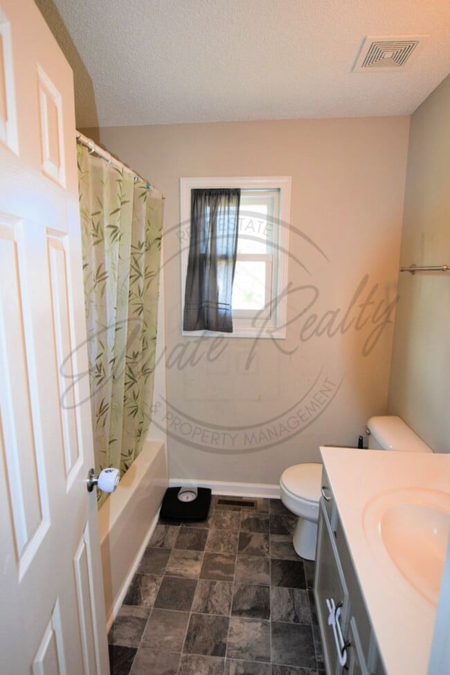 Building Photo - ON SPECIAL! THIS PROPERTY HAS A 1/2 OFF TH...