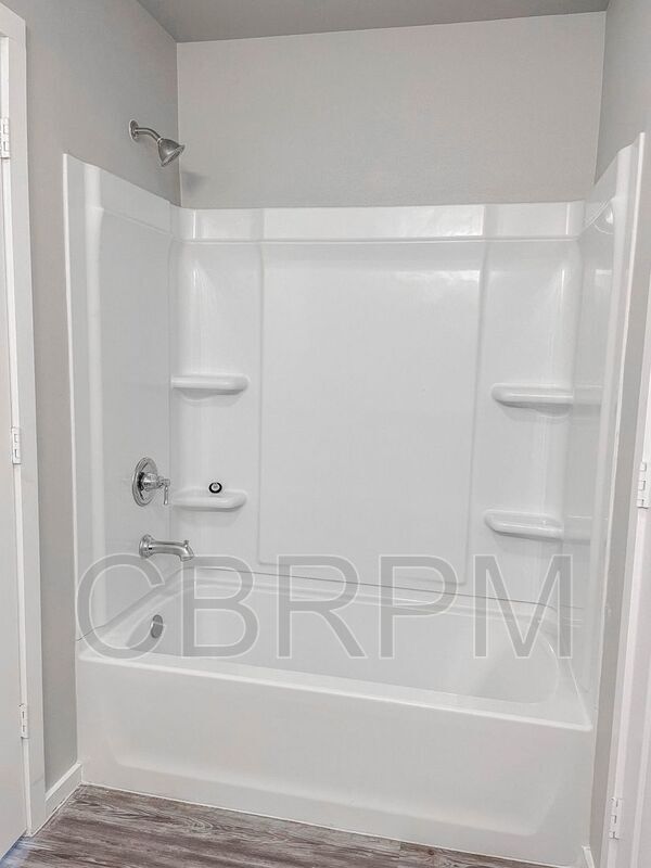 Building Photo - 2135 N Texas Ave