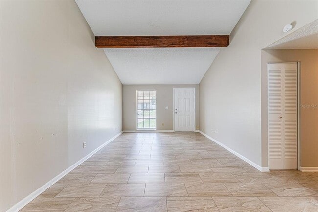 Building Photo - 16017 Woodpine Dr