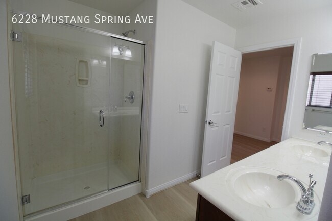 Building Photo - 6228 Mustang Spring Ave