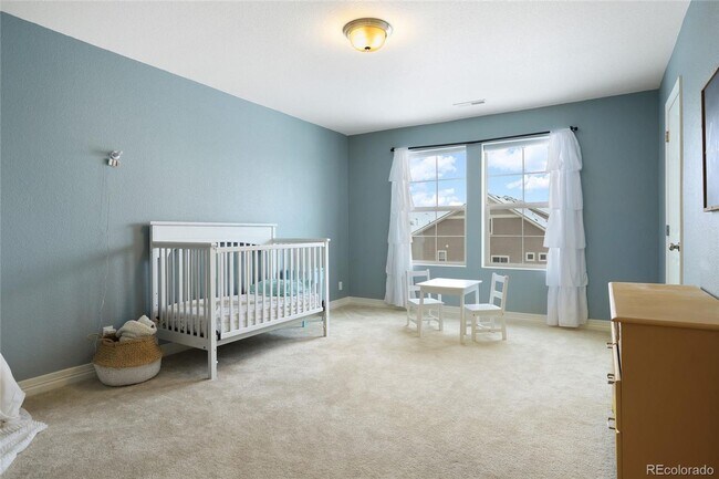 Primary Photo - Beautiful 4 Bedroom Home in First Creek Av...