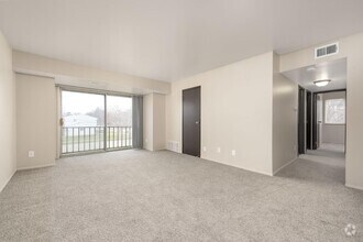 Building Photo - Everett Apartments - 101-05