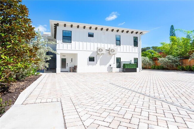 Building Photo - 1234 15th St