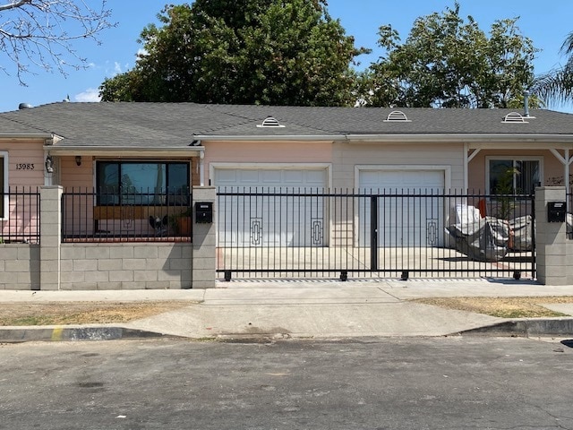 Building Photo - 13981 Van Nuys Blvd