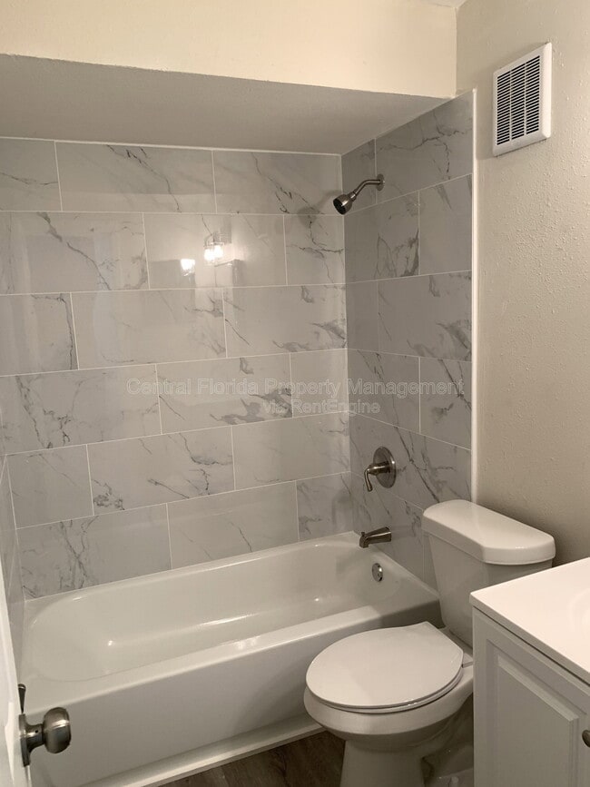 Building Photo - 12352 Fox Hound Ct