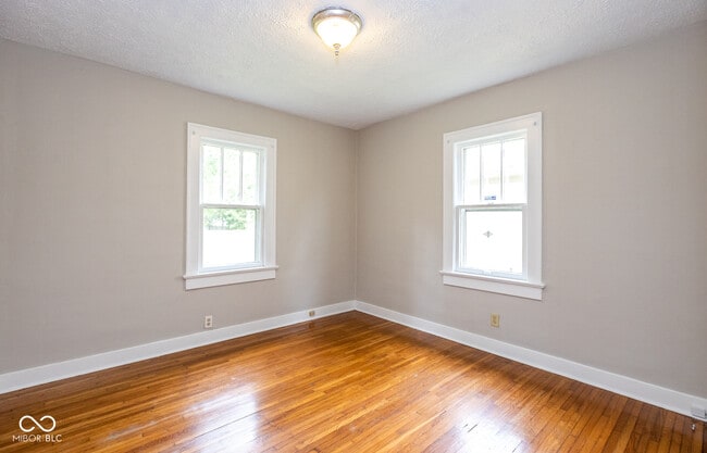Building Photo - 5144 Winthrop Ave