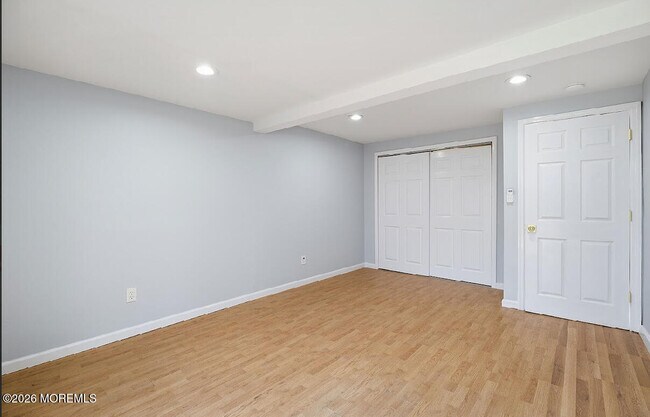 Building Photo - 83 Hennessey St