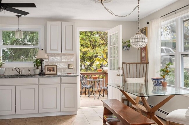 Building Photo - 40 Paolino St