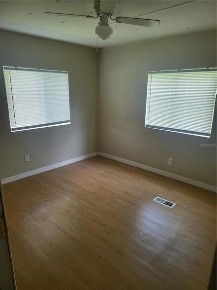 Building Photo - 1634 Dolphin Dr