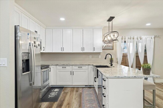 Building Photo - 3640 S Fairplay Way